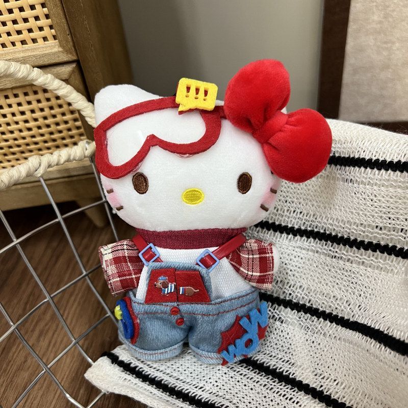 批发helloKitty挂件可穿娃衣可爱