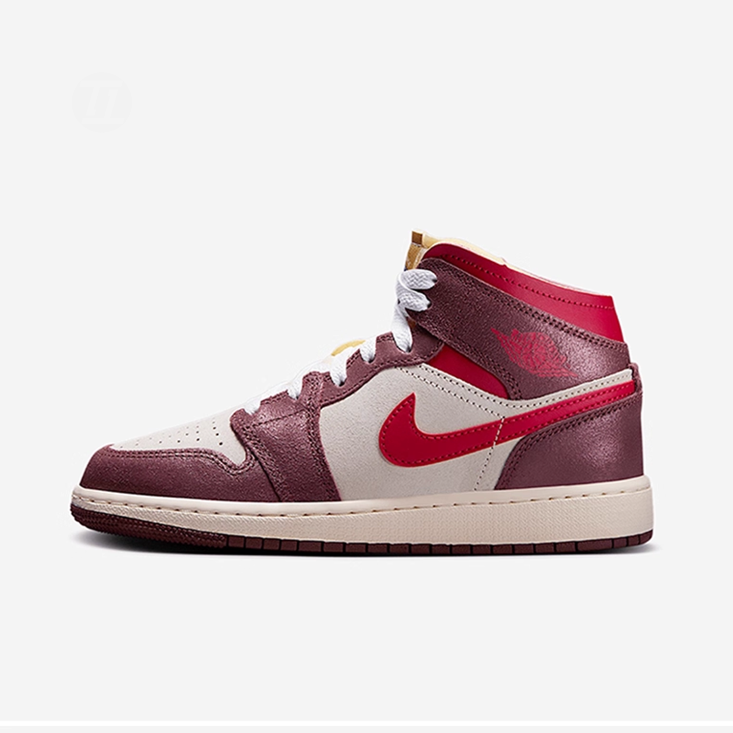 AIR JORDAN 1 MID SE 大童AJ1红色低帮运动休闲板鞋 HF3196-100,运动鞋new,篮球鞋,淘宝优惠券,粉丝福利购,淘宝优惠卷