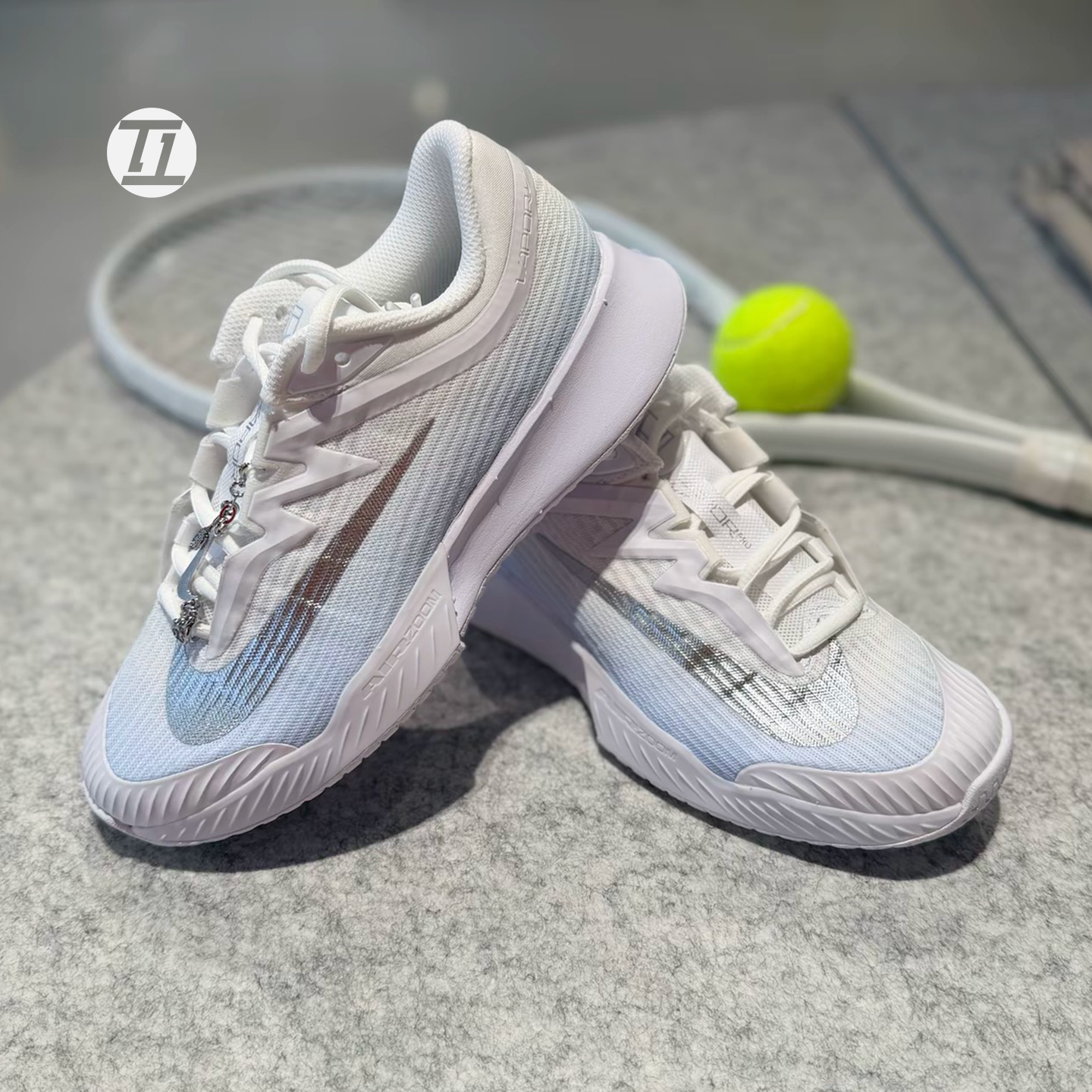 NikeVaporPro3硬地球场网球鞋