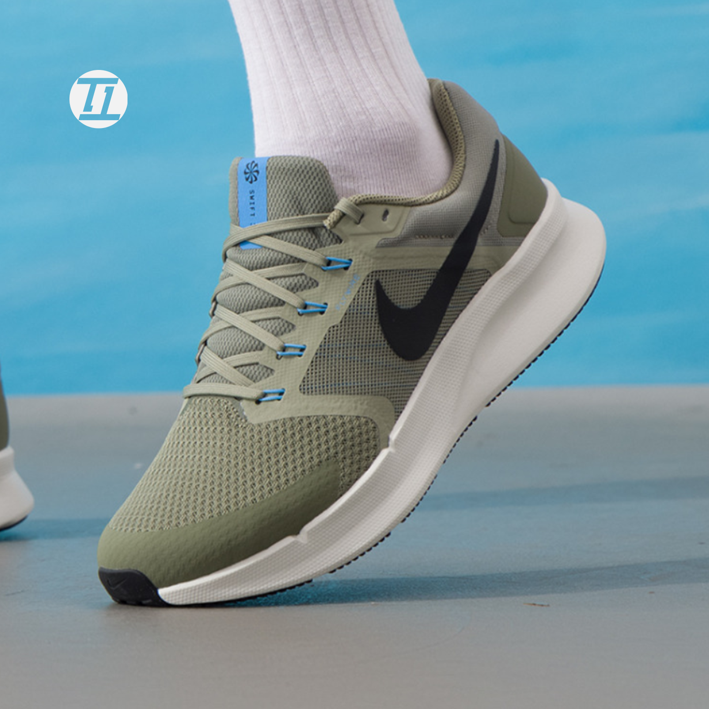 耐克NIKE RUN SWIFT 3男子日常训练透气休闲运动跑步鞋DR2695-017