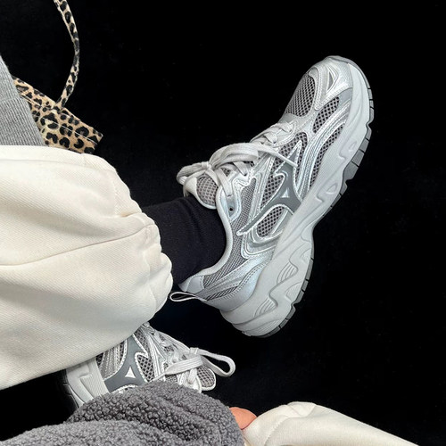 Mizuno/美津浓厚底增高运动跑鞋