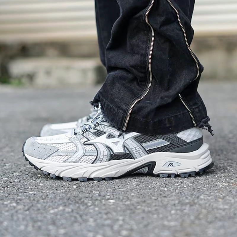 运动鞋机能网面美津浓Mizuno