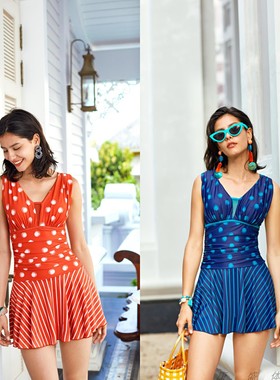 号手2019新款泳衣女连体裙连体平角裤保守遮肚显瘦胸垫聚拢191123