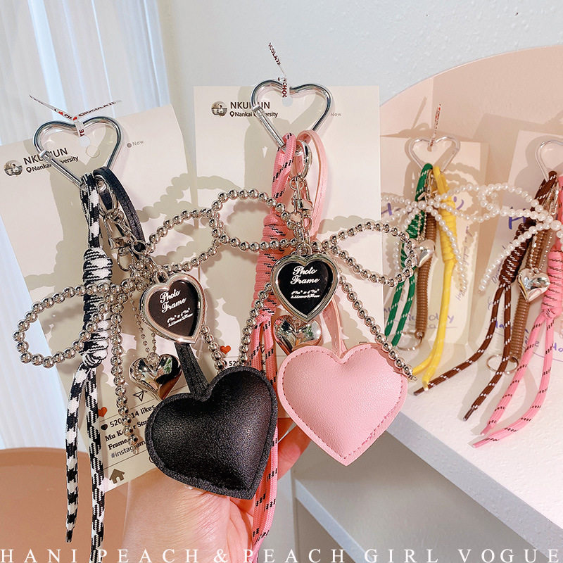 2331个性PU皮质爱心少女风车钥匙扣挂机时尚潮流包包挂饰手机挂链,服饰配件/皮带/帽子/围巾,钥匙扣,淘宝优惠券,粉丝福利购,淘宝优惠卷