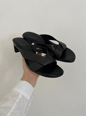 GELLY歌莉设计师款真皮交叉编织方头平底凉拖女外穿一字拖