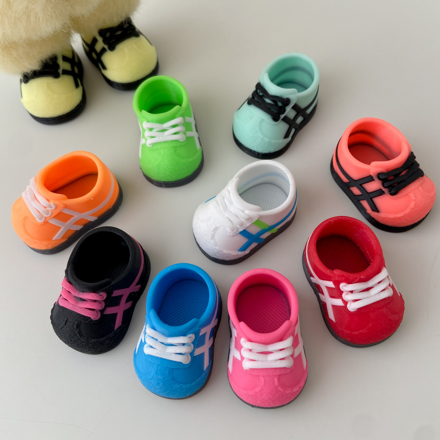 适合拉布布1234代labubu挂件娃娃阿甘鞋嘎子姐鞋子软胶娃鞋好穿脱,模玩/动漫/周边/娃圈三坑/桌游,潮玩娃衣,淘宝优惠券,粉丝福利购,淘宝优惠卷