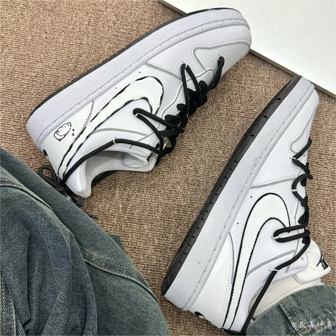 球鞋定制 Nike Court Borough 黑白线条可爱小狗低帮女款手绘板鞋
