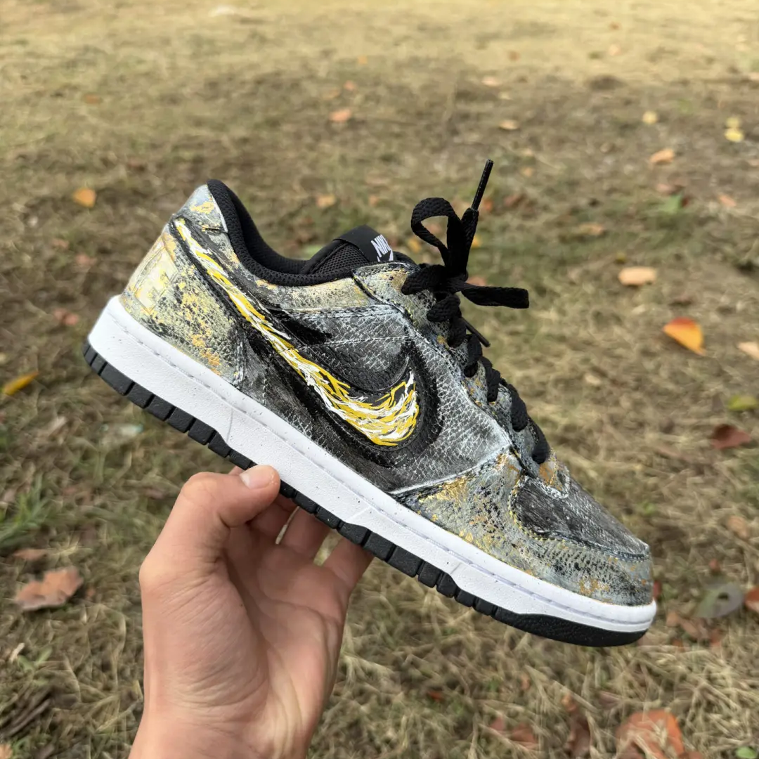 Nike Big 金帝焚天炎火焰灼烧斑驳感烫金工艺耐磨男女低帮板鞋
