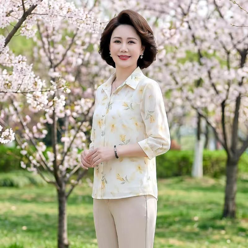 洋气妈妈夏装冰丝翻领中袖衬衫薄衬衫