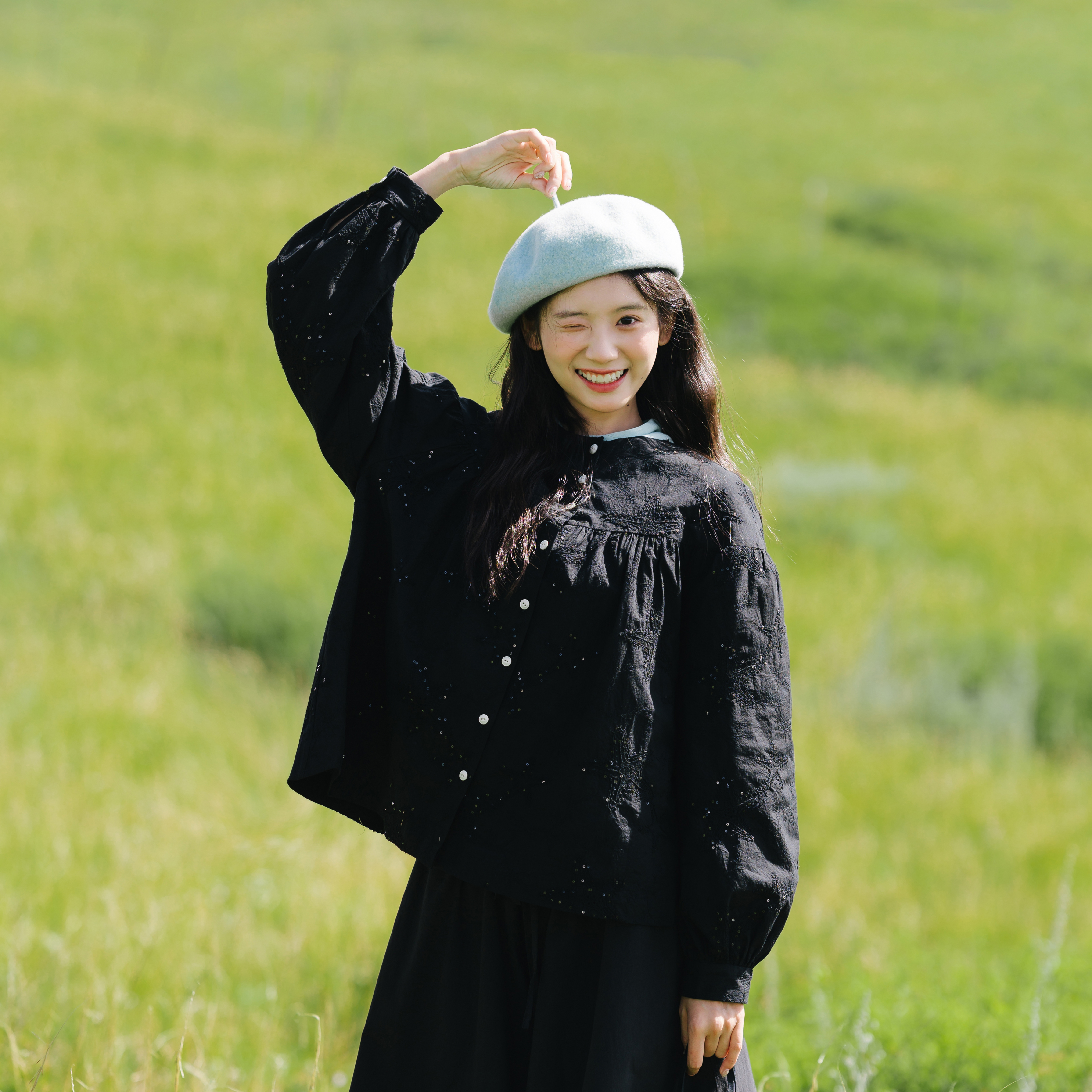 古苔黑色星星刺绣衬衫日系小外套