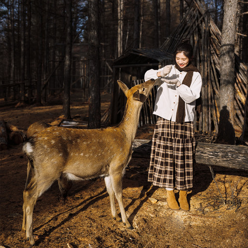 古苔秋冬日系格纹hen保暖半身裙