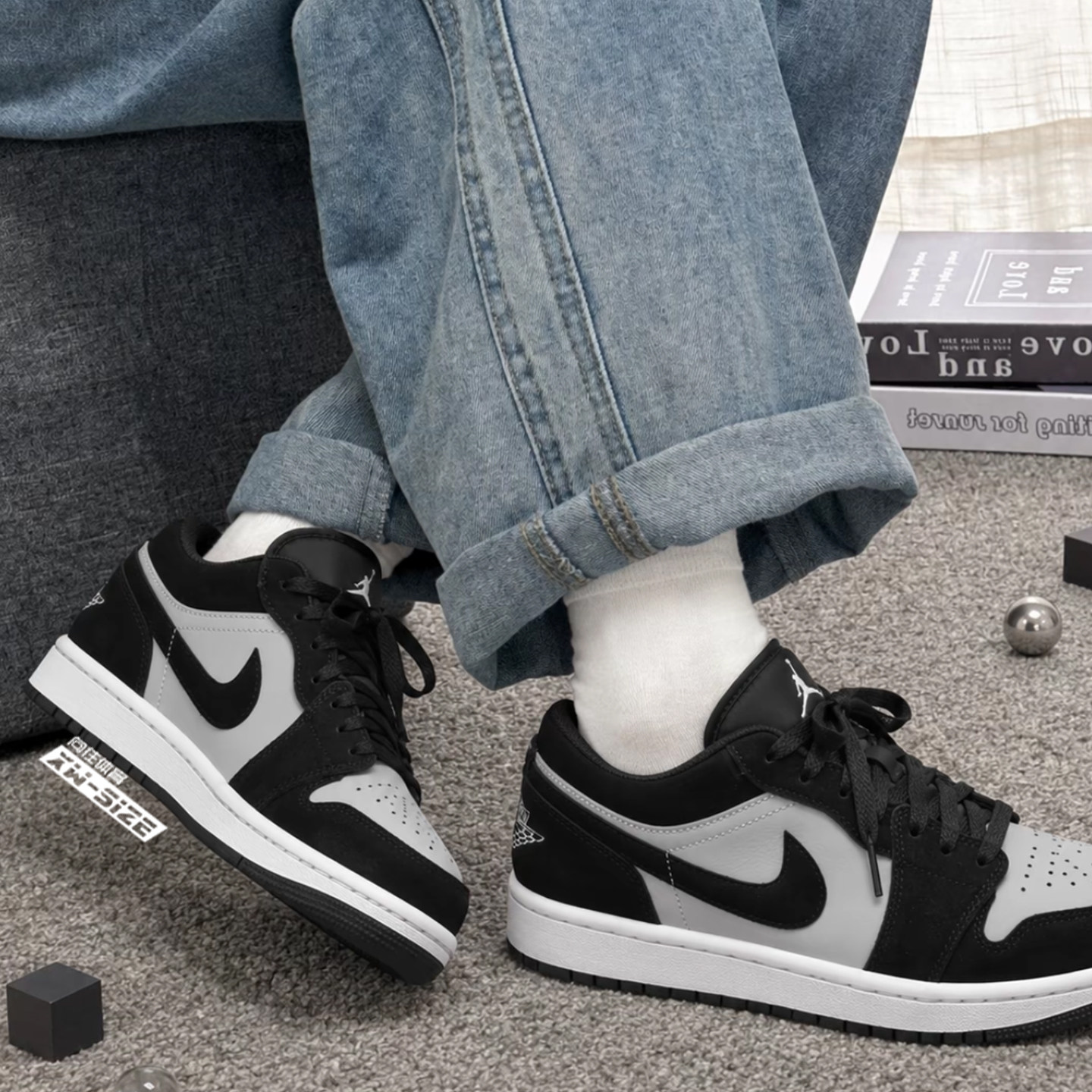 向往体育Nike Air Jordan1男子AJ1复古黑灰休闲板鞋553558-048