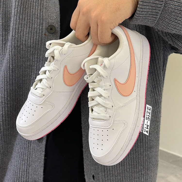 NikeCourt系带女子板鞋低帮