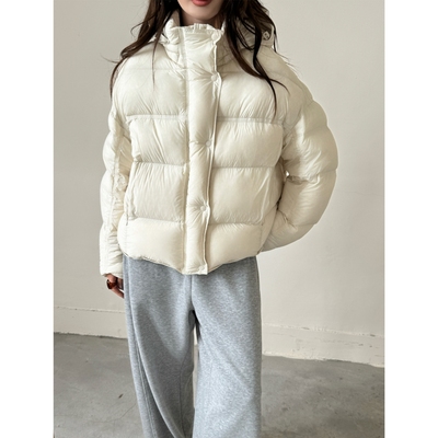 设计感云朵泡芙羽绒服短款小个子