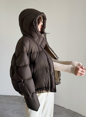 高级感拼色泡芙羽绒服女短款2025冬装新款饱满蓬松90鸭绒外套保暖