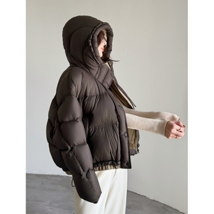 高级感拼色泡芙羽绒服女短款2025冬装新款饱满蓬松90鸭绒外套保暖