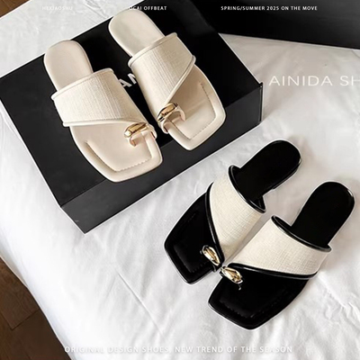 法式高级感金属扣套趾拖鞋女夏外穿方头休闲拖鞋时尚海边沙滩凉拖