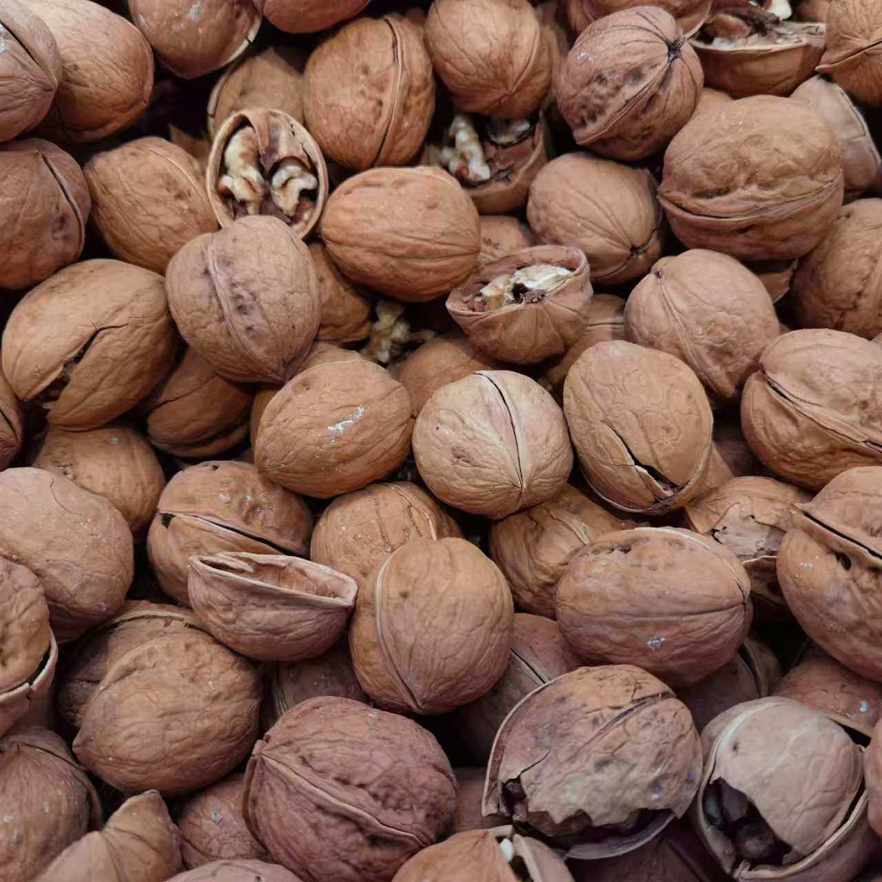 薛记炒货网红零食云南纸皮大核桃坚果礼品皮薄果仁酥脆直营店代买