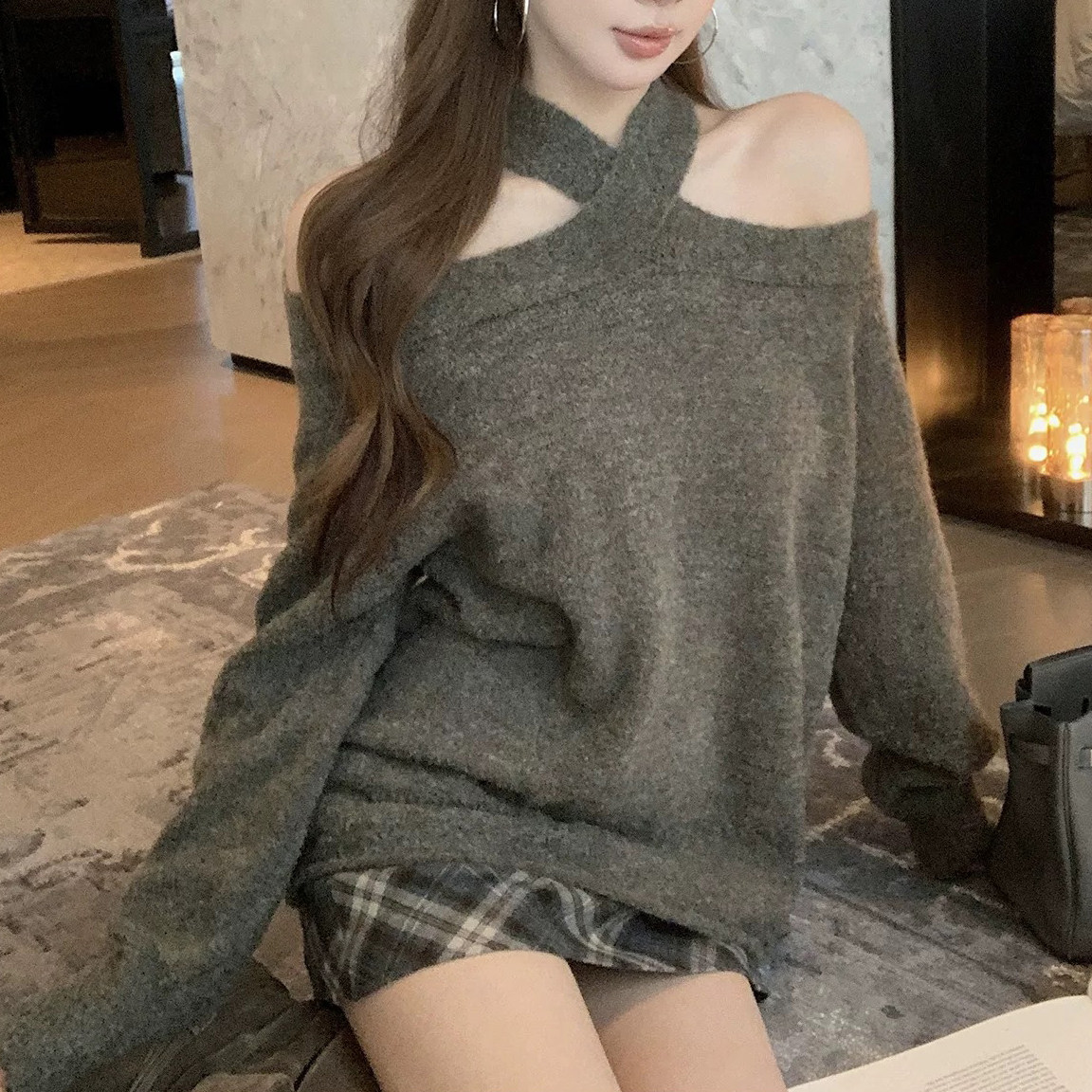 一字露肩中长款春秋衣服女2025新款宽松外套高级感纯欲风毛衣针织