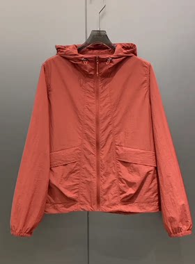 户外运动轻三防休闲大口袋连帽外套女 W6932