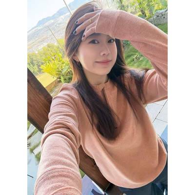 春秋休闲百搭小拉链圆领长袖打底T恤女 A8075