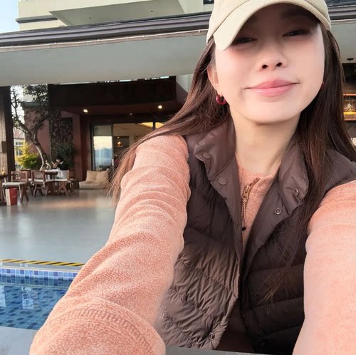 户外轻三防百搭立领排骨收腰羽绒马甲女 B2138