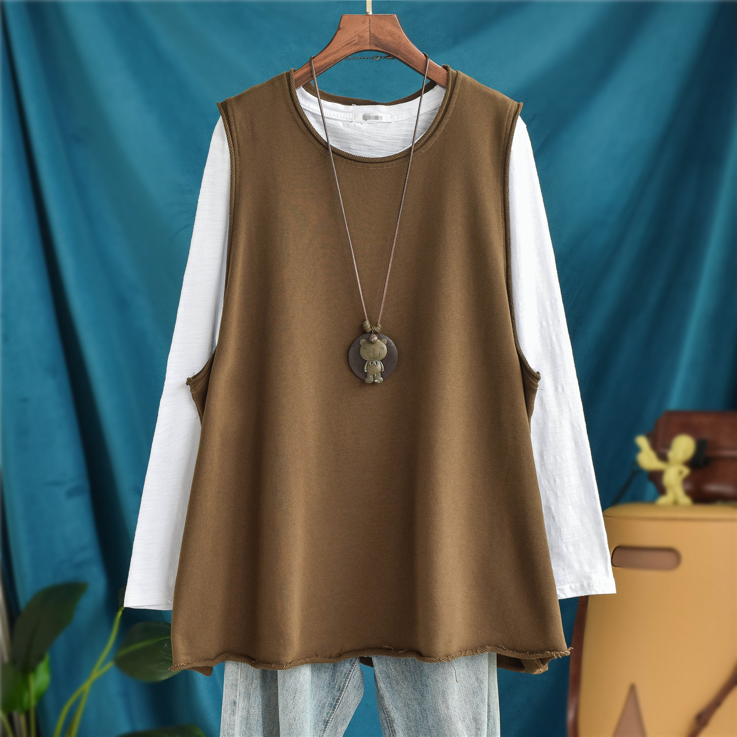 复古纯棉中长款宽松大码马甲背心女外穿圆领破卷边春秋打底衫马夹