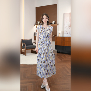 邱莹莹 "格纹晕染"100%桑蚕丝16姆米高级松弛连衣裙