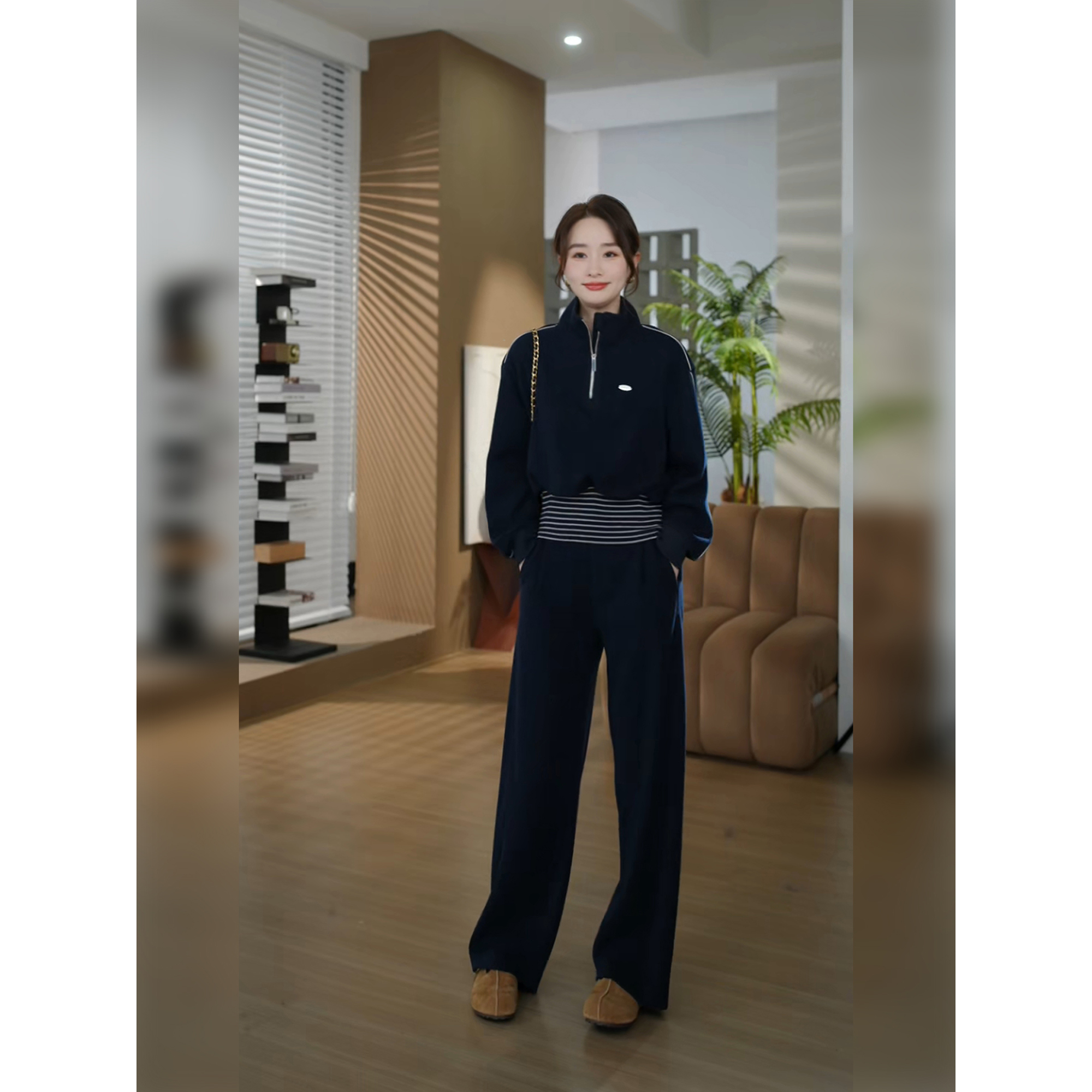 邱莹莹 HELA AOMI “韩系街头”半拉链卫衣经典阔腿休闲裤两件套