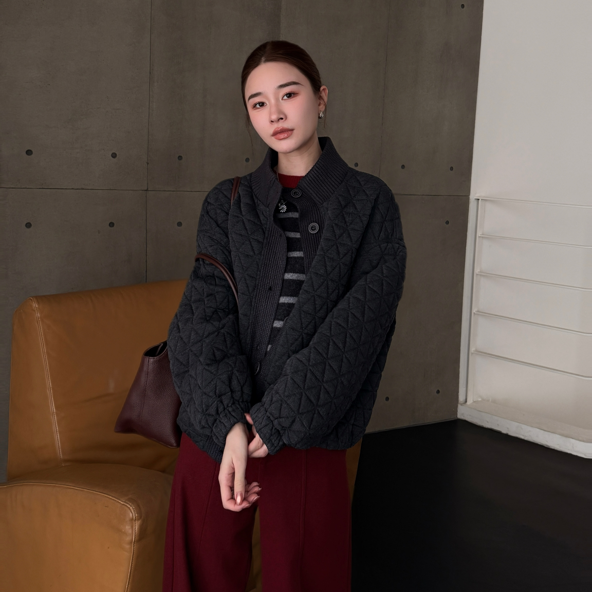 邱莹莹 &ldquo;格叙&rdquo;桑蚕丝绵羊毛立领针织罗纹拼接菱格棉服保暖外套