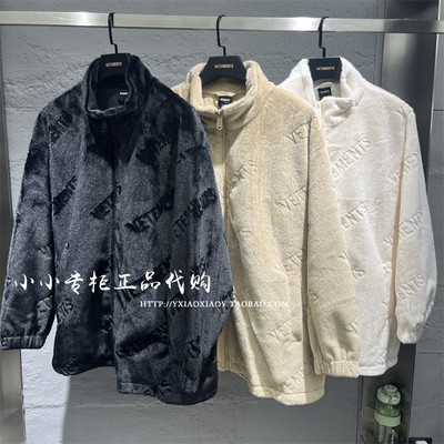 VETEMENTS满印宽松毛绒外套