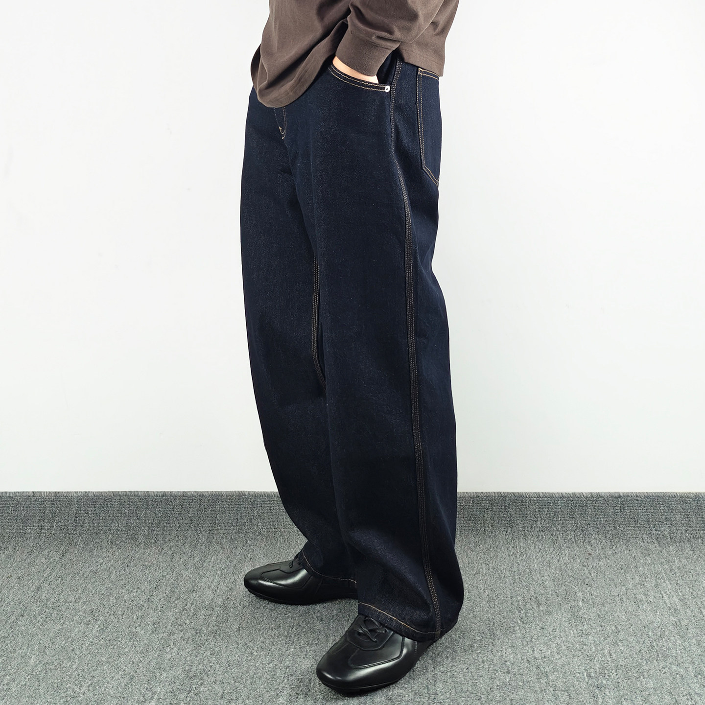 Sinrcrew「三本针丹宁」15.6oz加厚防褪色宽松深色原色直筒牛仔裤