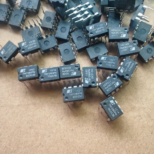10片价 TNY280PN TNY280 实物拍摄原字原脚 二手拆机测试合格