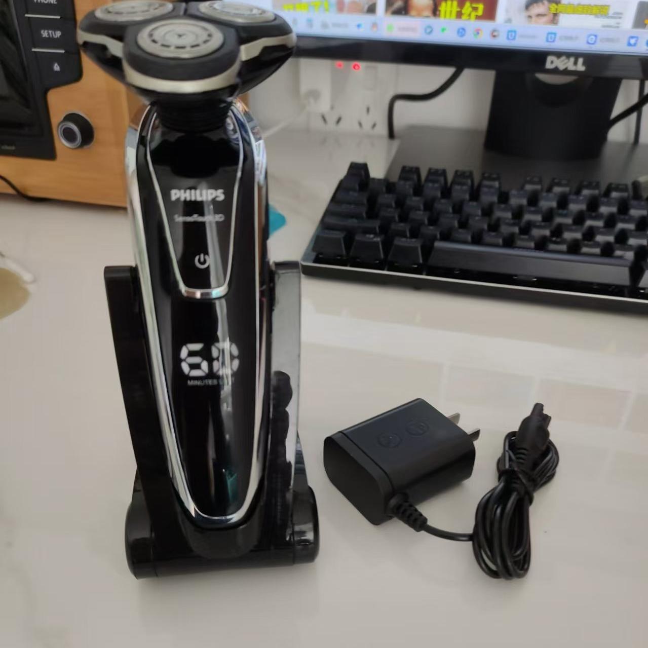 飞利浦全身水洗剃须刀