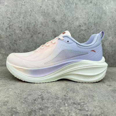 安踏叶子丨厚底减震轻质跑步鞋女冬季渐变色休闲运动鞋122545535
