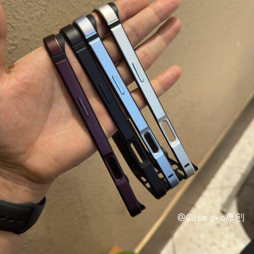 tpu+金属 边框iPhone18promax手机壳适用苹果18边框 iPhone17 pro max单边框保护套18pro酒红蓝银黑色