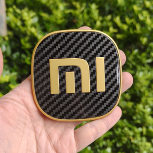 适用小米车标尾贴黑化黑武士金色改装 饰碳纤纹维yu7苏su7金属配件