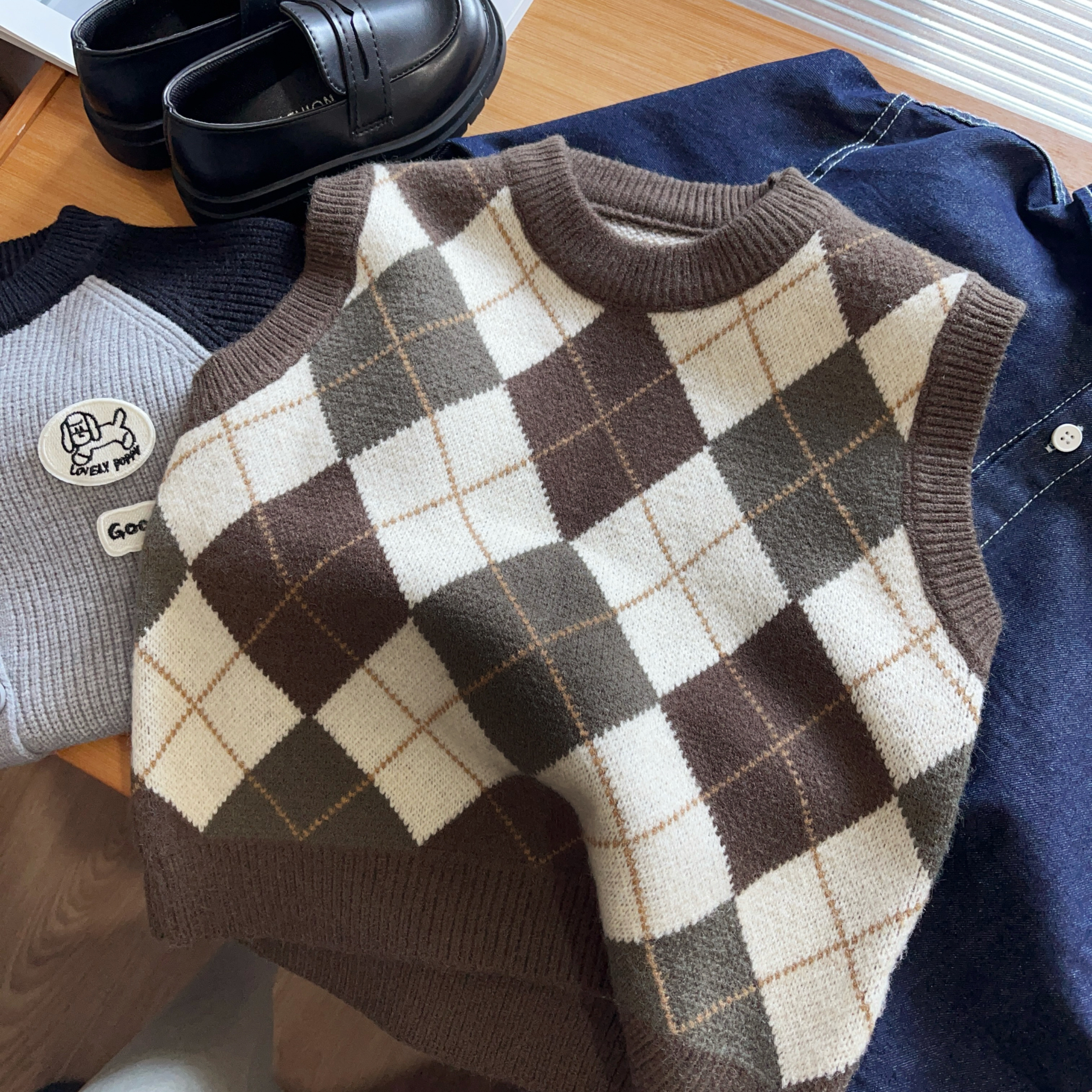 圆领复古儿童菱格毛衣马甲2025秋冬新款男女童宝宝毛线针织背心潮