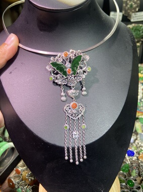 蝴蝶吊坠项链压襟吊坠两用款