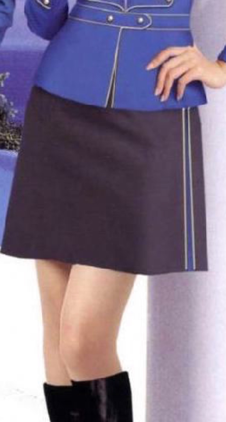 6运动装上装。A字短裙纸样