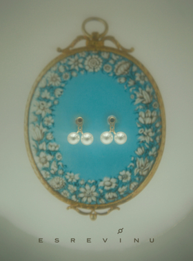 宇宙记号「珍珠少女」古典耳钉 -- Girl with a Pearl Earring