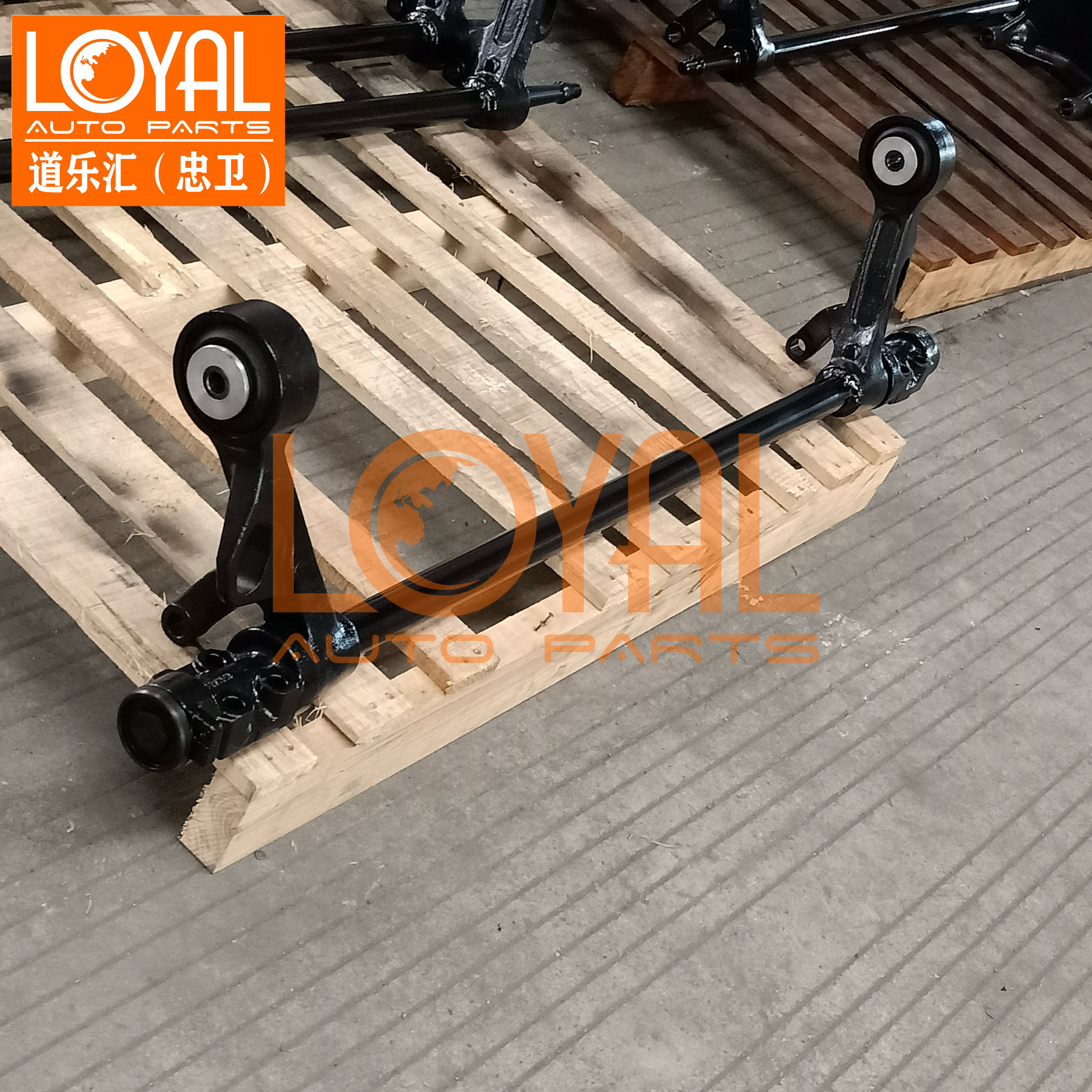 驾驶室翻转轴总成防滚梁21817830适用于富豪沃尔沃卡车