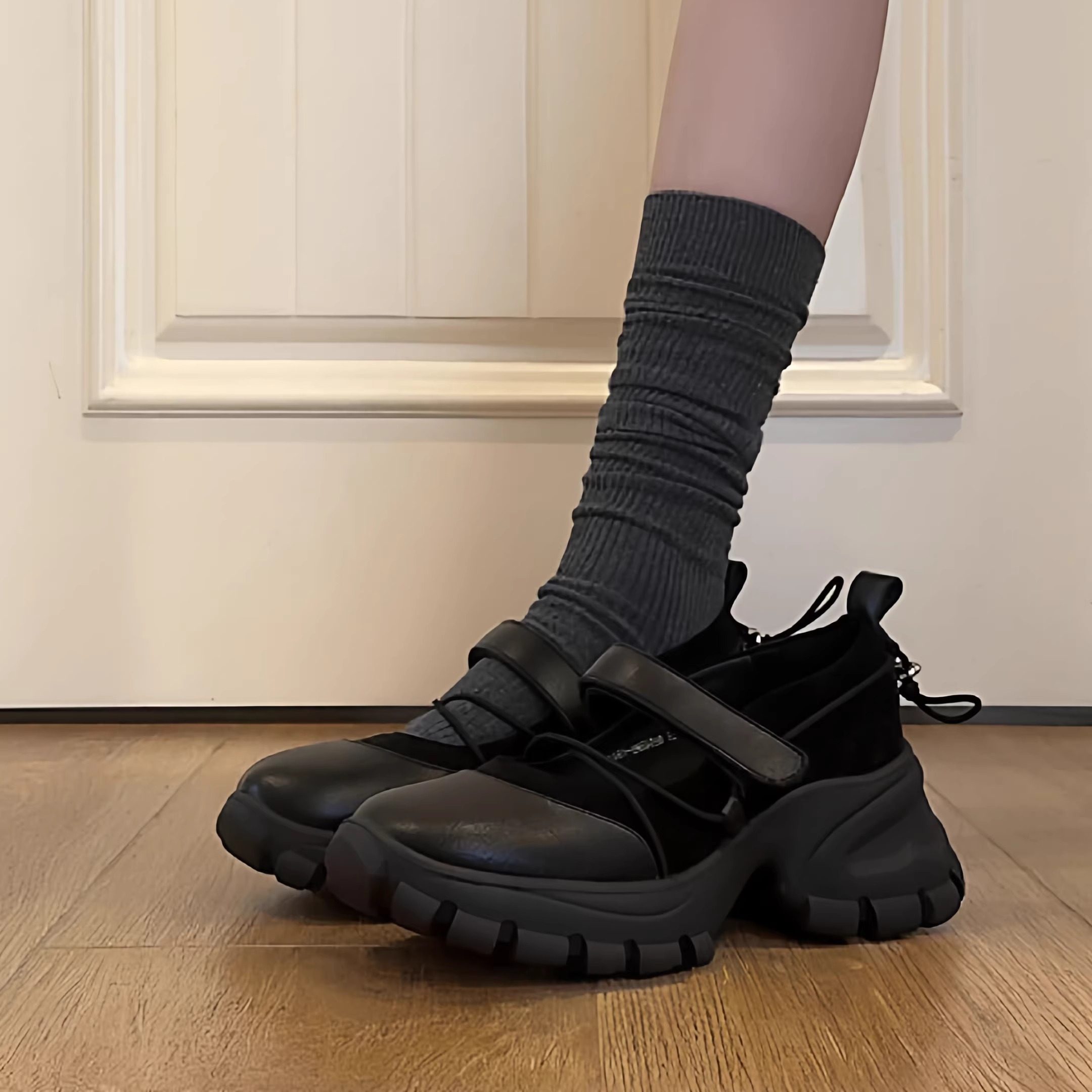 牛皮魔术贴交叉松紧带复古玛丽珍鞋女2026新款厚底运动风浅口单鞋,女鞋,浅口单鞋,淘宝优惠券,粉丝福利购,淘宝优惠卷