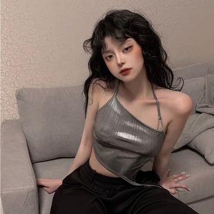 新款 掛脖bf露臍背心潮 夏季 設計感不規則銀色小吊帶性感外穿女短款