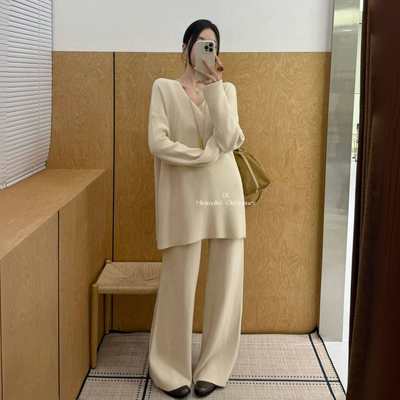 华夫格V领针织衫+针织直筒裤套装