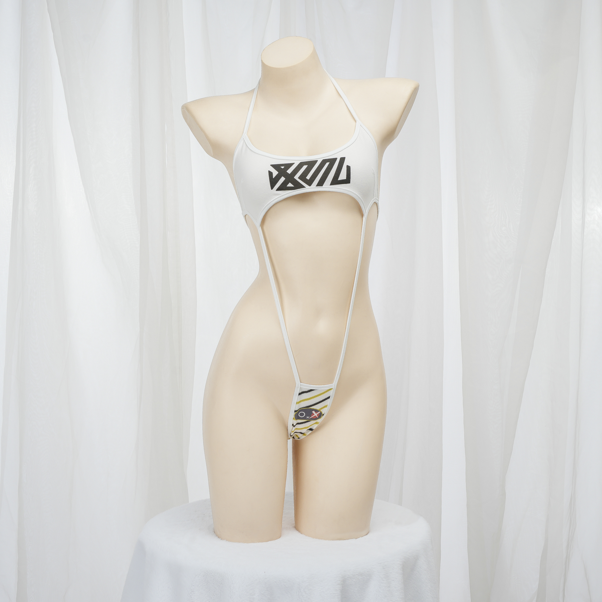 妮可连体比基尼二次元睡衣