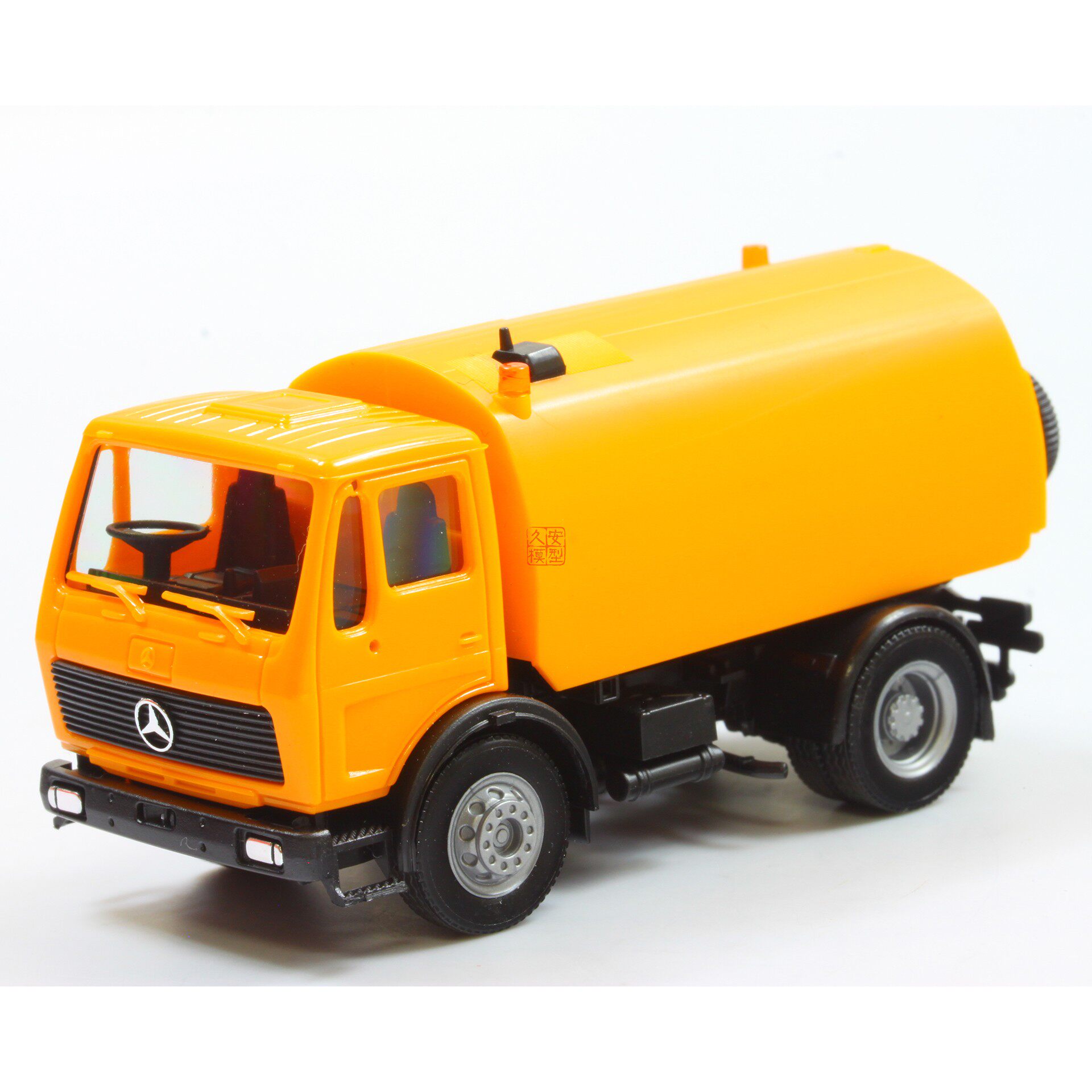 汽车模型 Herpa 1:87 309554奔驰SSchorling道路清扫车 市政黄