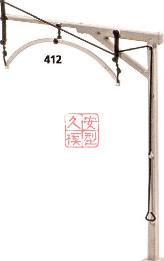 412