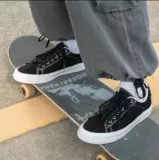 Летняя универсальная тканевая белая обувь подходит для мужчин и женщин для школьников, дышащие амортизирующие белые тканевые кроссовки