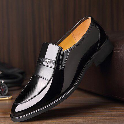春季新款男士皮鞋男圆头套脚中年男鞋商务正装休闲爸爸鞋